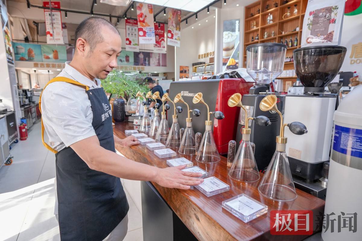 光耀黄陂㉚丨黄陂创客高峰：从 40㎡小店到出口全球 以咖啡为媒扎根故土(图2)